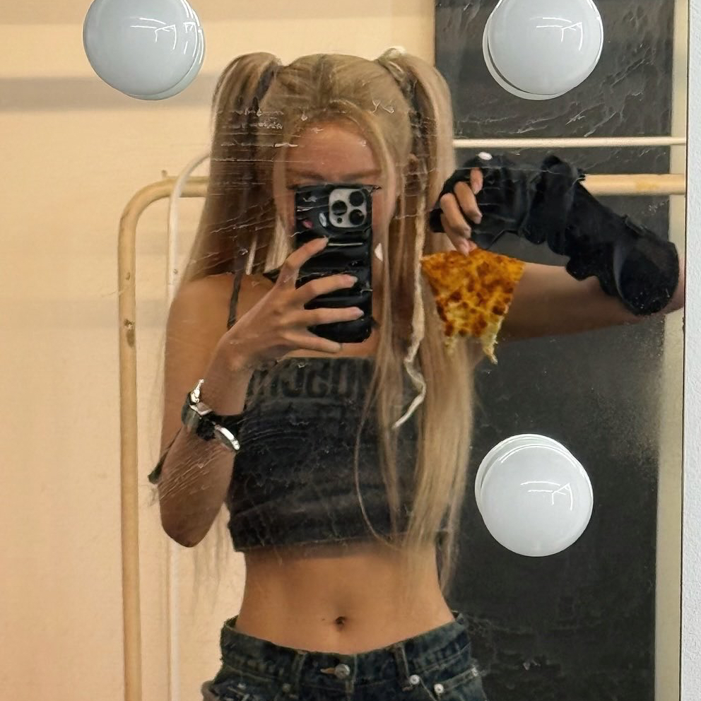 Recent activity shot of Julie (KISS OF LIFE)