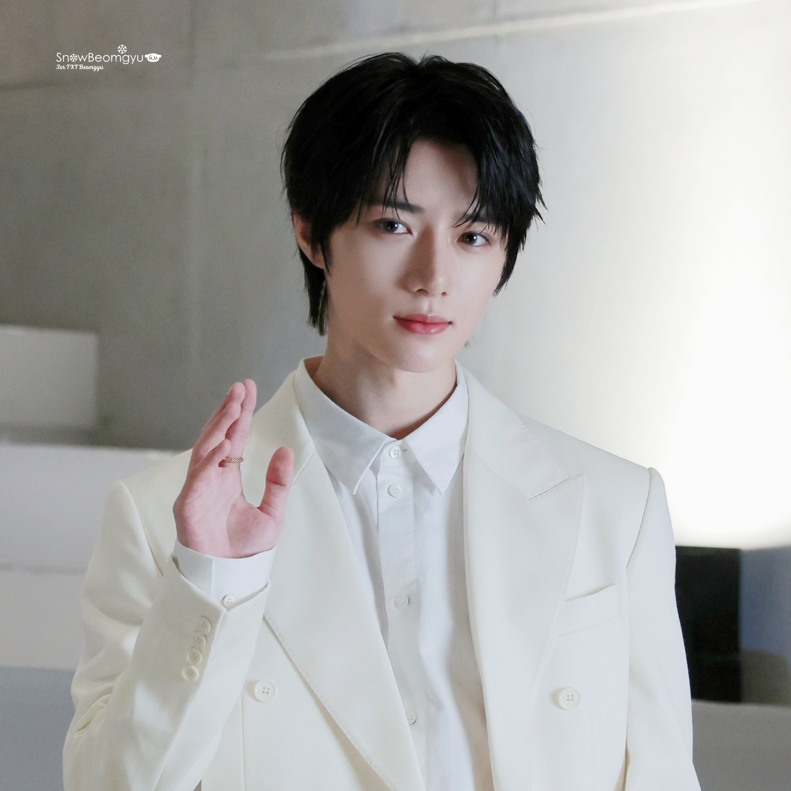 A moment captured by TOMORROW X TOGETHER's fan