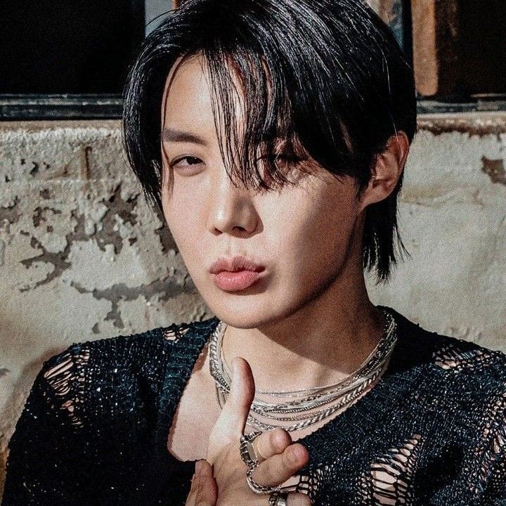 제이홉 (방탄소년단)의 비하인드 컷