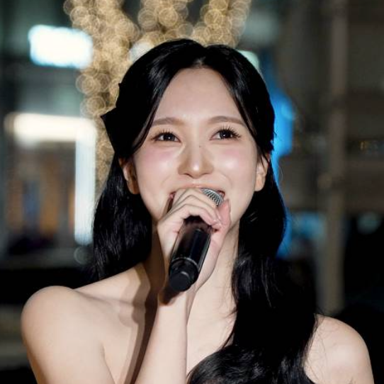 미나 (TWICE)의 최신 사진