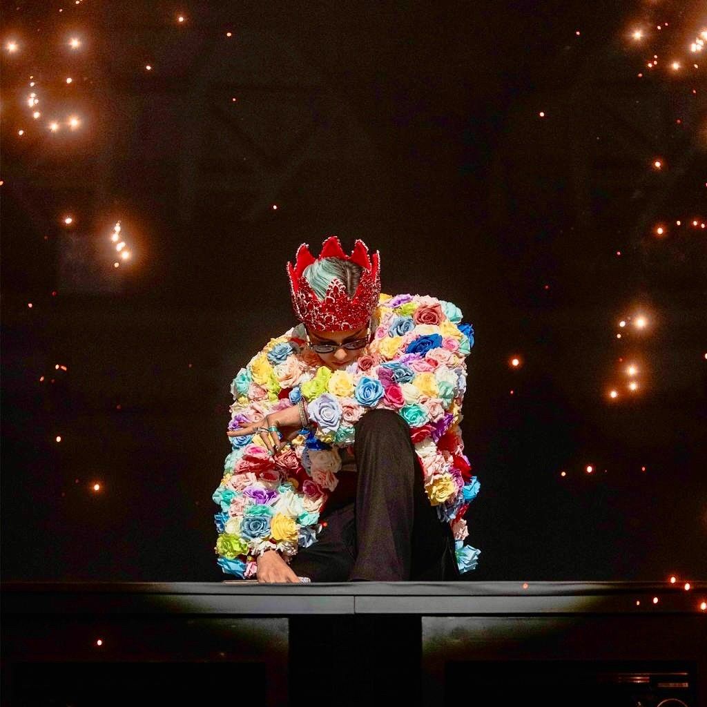 Recent activity shot of G-DRAGON (BIGBANG)