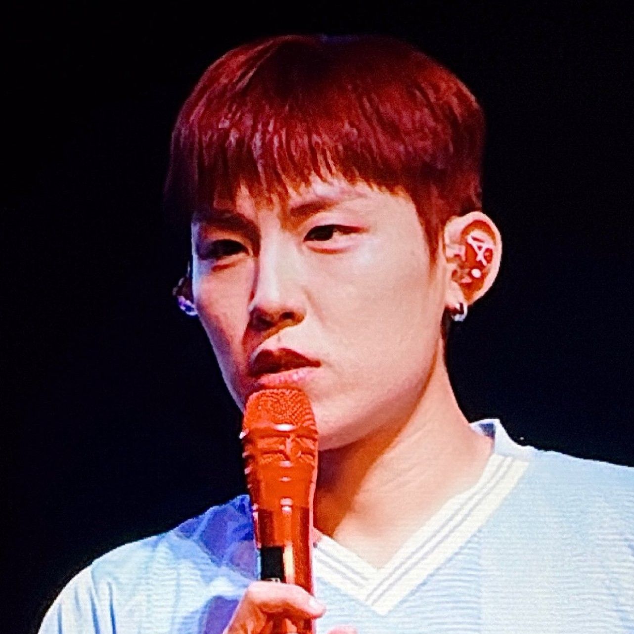 Behind-the-scenes cut of Park Woojin (AB6IX)