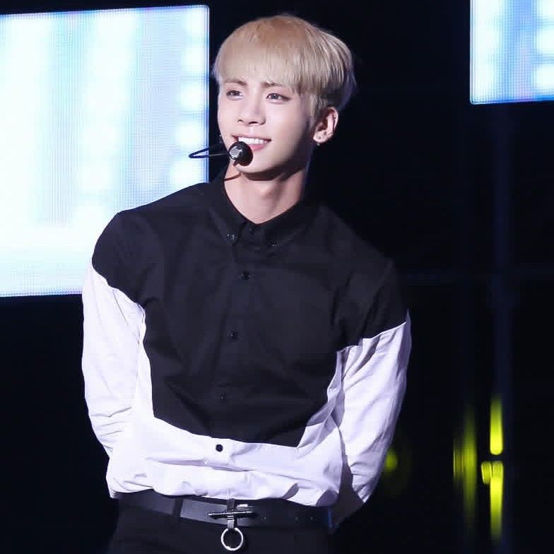 Recent activity shot of Jonghyun (SHINee)