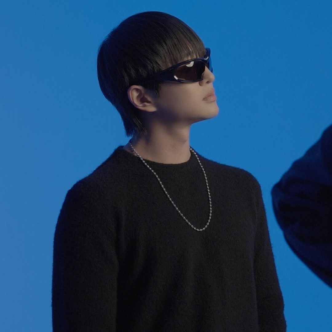 Recent activity shot of Onew (SHINee)