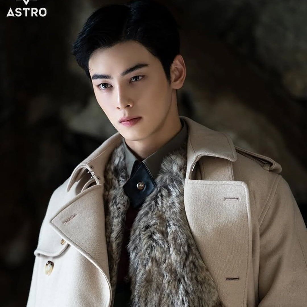 Recent activity shot of Eunwoo (ASTRO)