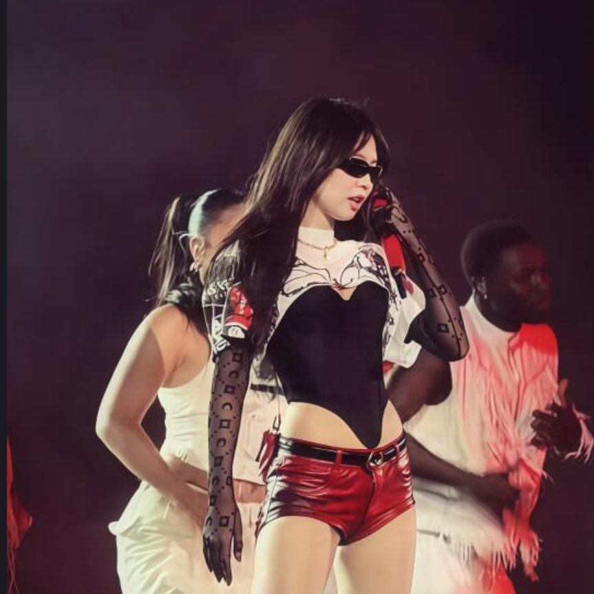 제니 (BLACKPINK)의 비하인드 컷