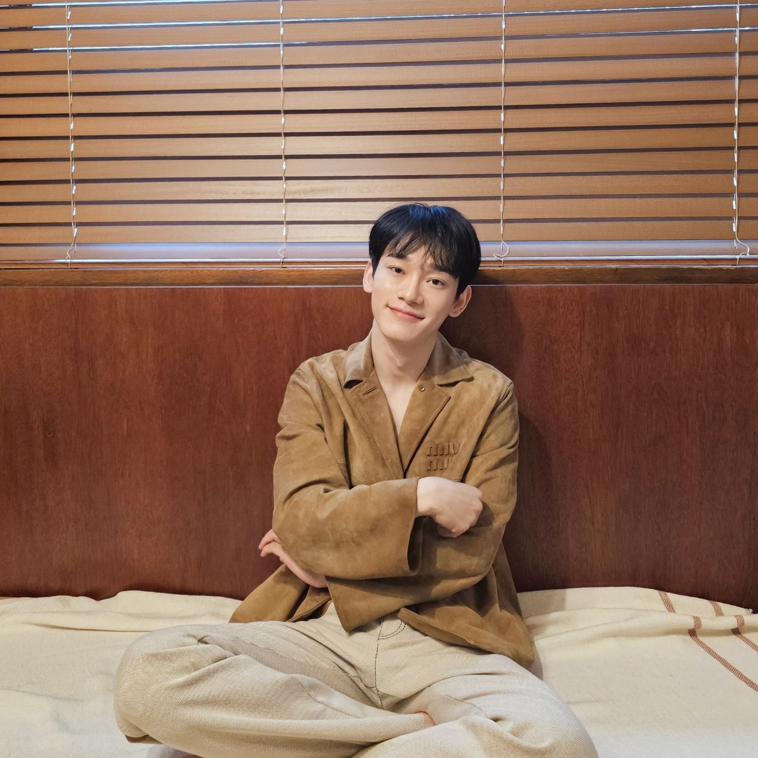 Behind-the-scenes cut of Chen (EXO)