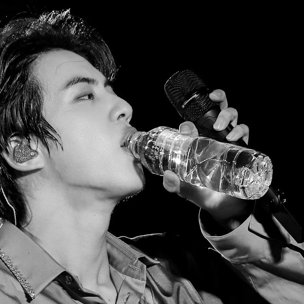 Foto terbaru Jin (BTS)