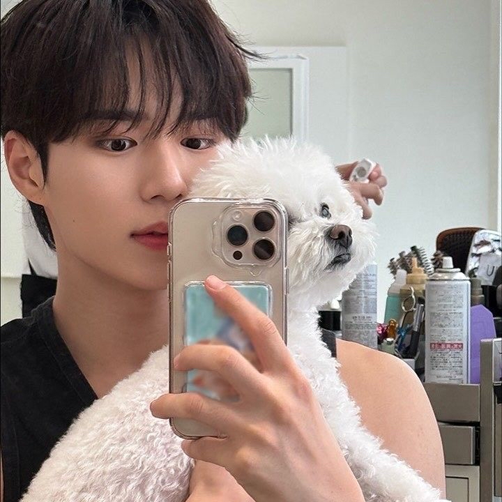 A moment captured by Kim Junseo (ALPHA DRIVE ONE)'s fan