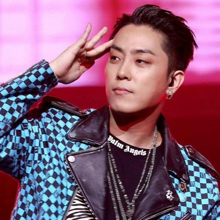 Recent activity shot of Eun Jiwon (SECHSKIES)