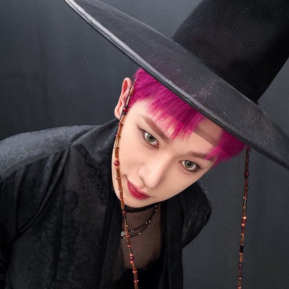 A moment captured by Wonho's fan