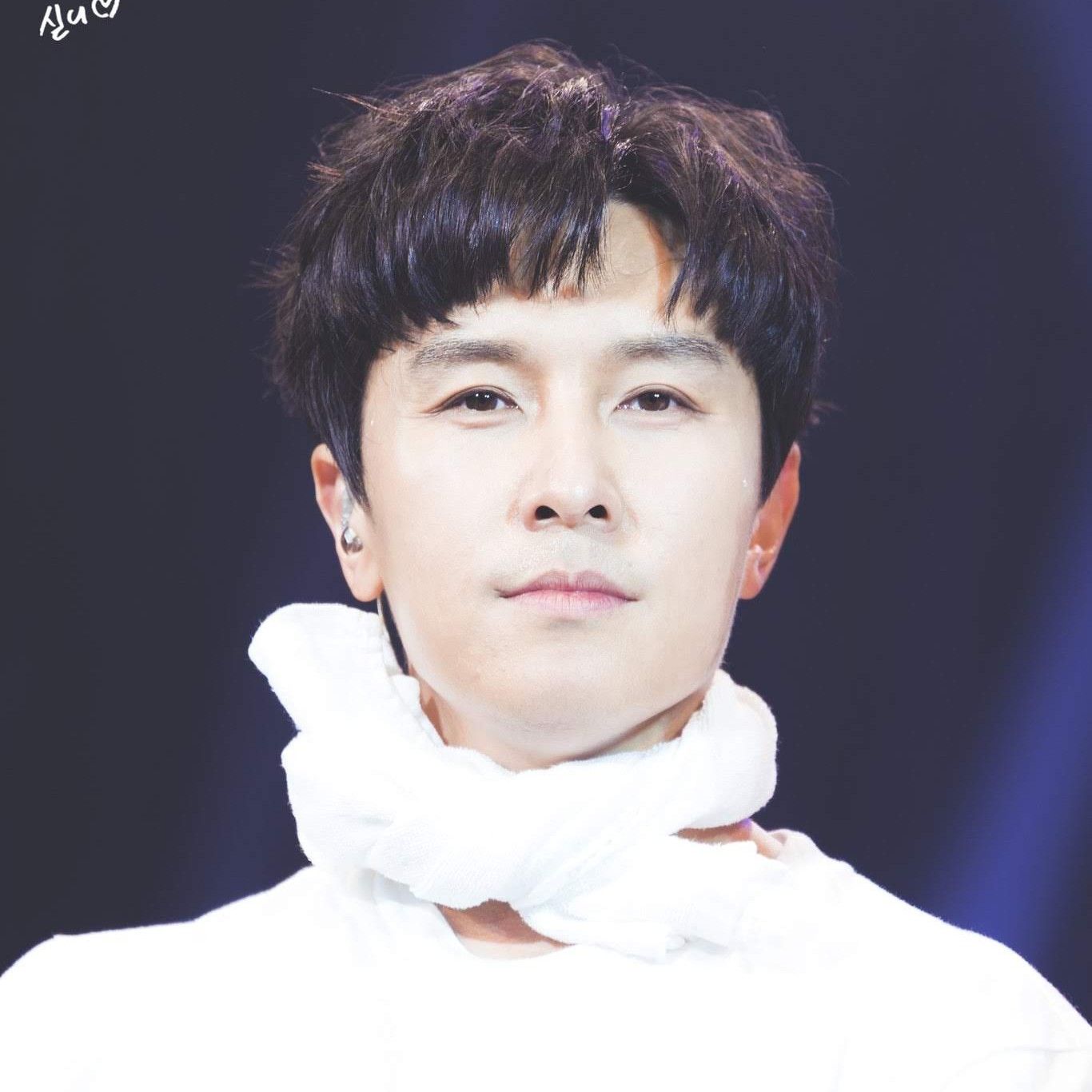 A moment captured by Kim Dongwan (SHINHWA)'s fan