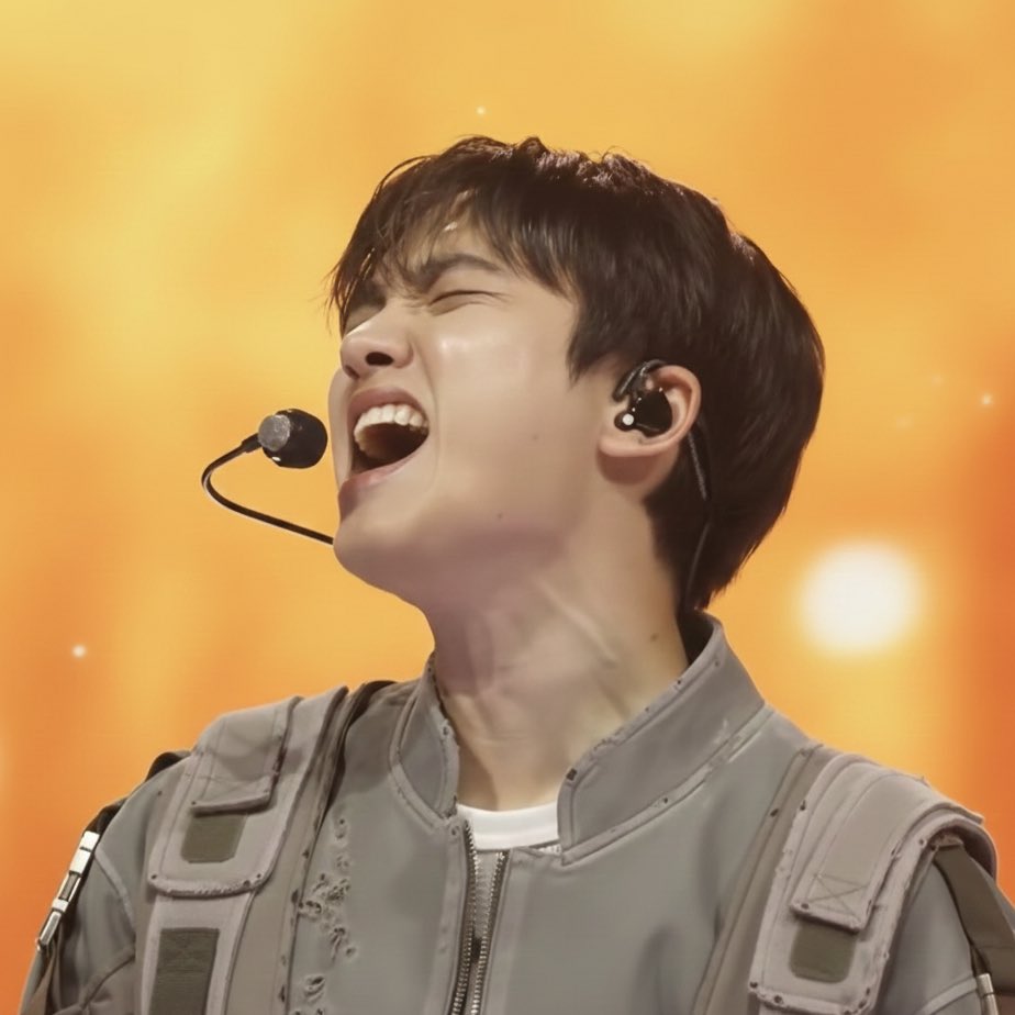 D.O. (EXO)粉絲拍下的瞬間