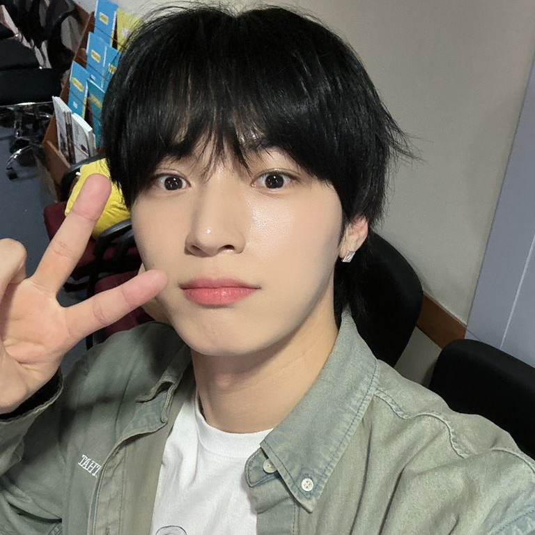 Recent activity shot of HANGYEOM (OMEGA X)