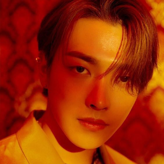 A moment captured by Hongjoong (ATEEZ)'s fan