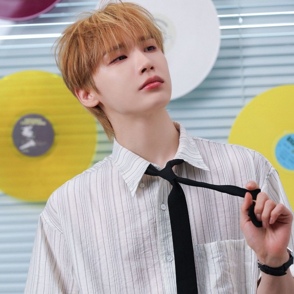 Popular profile image of Jeon Woong (AB6IX) selected by votes