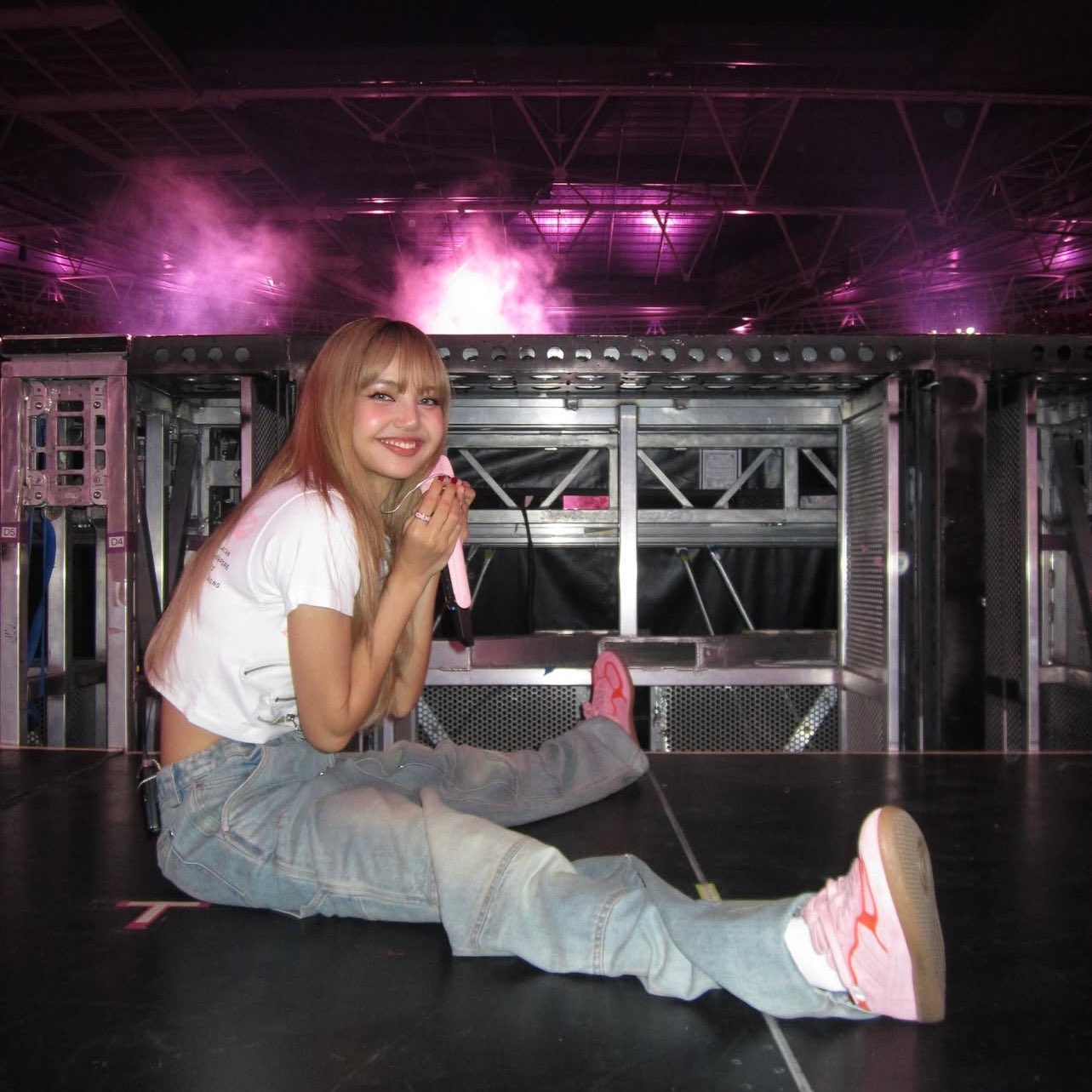 Foto terbaru Lisa (BLACKPINK)