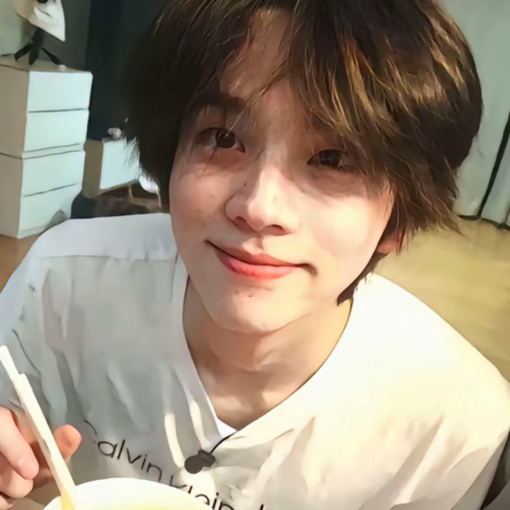 A moment captured by TWS's fan