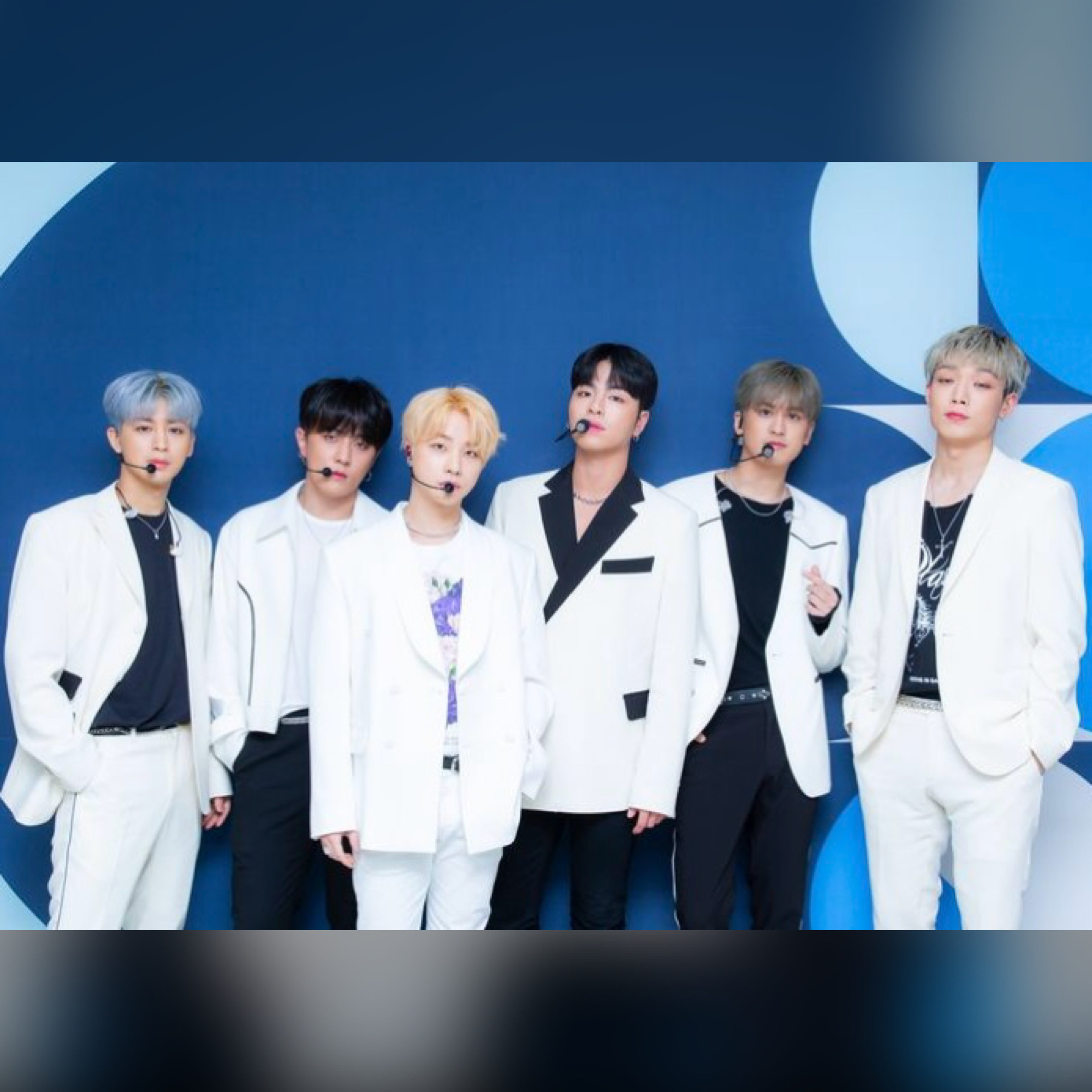 A moment captured by iKON's fan