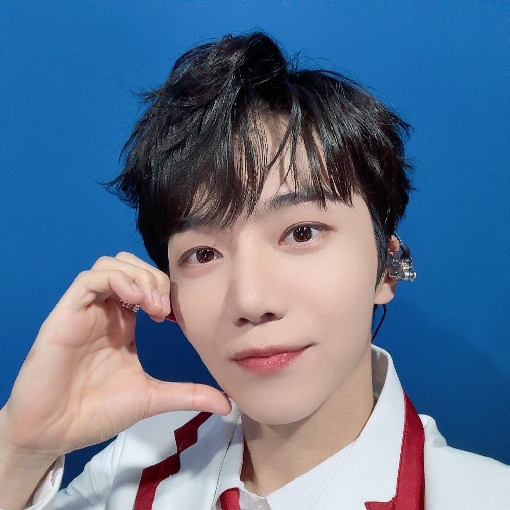 진호 (펜타곤)의 비하인드 컷