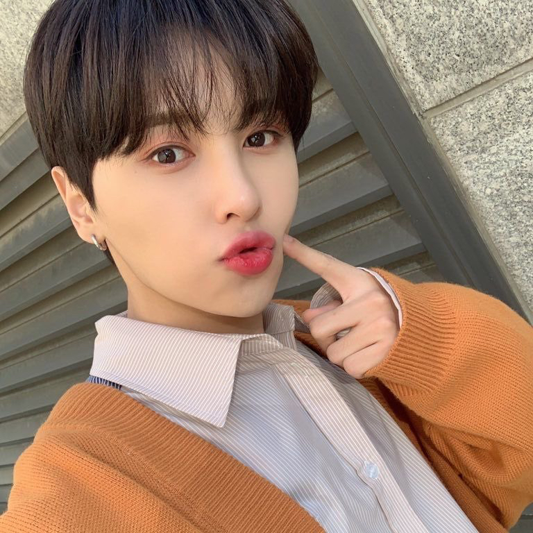 Recent activity shot of Rie (OnlyOneOf)