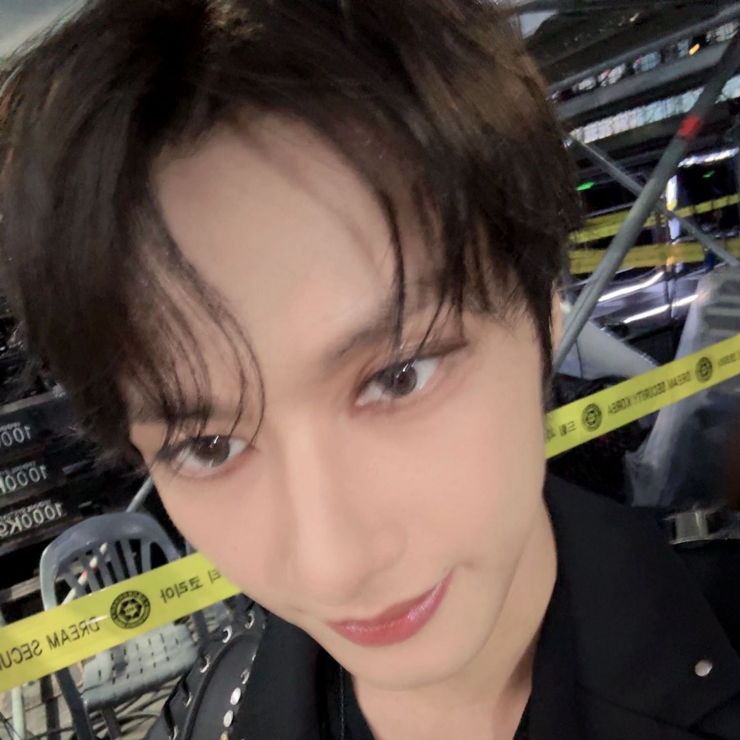 Behind-the-scenes cut of SEVENTEEN