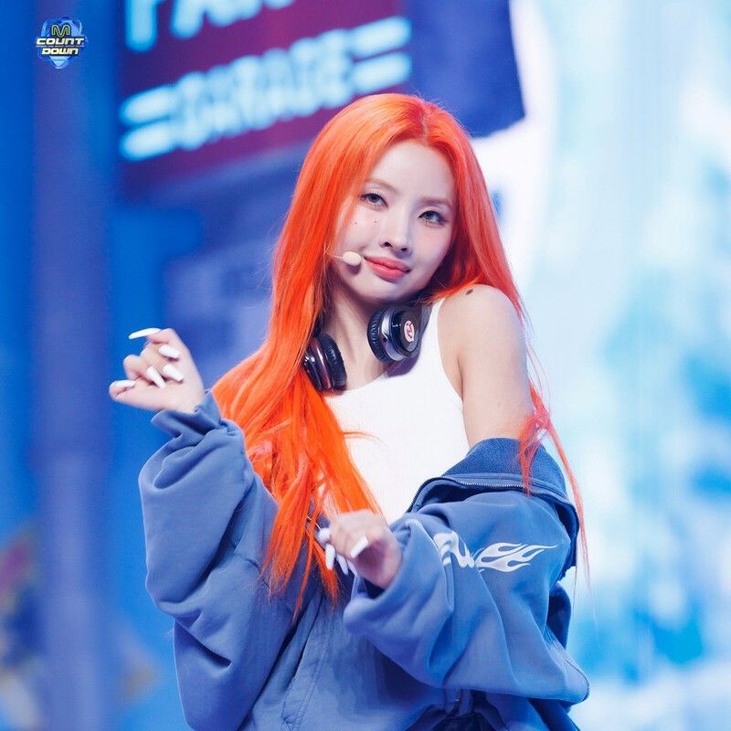 Behind-the-scenes cut of Soyeon (i-dle)