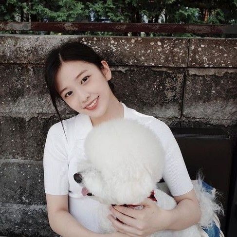 IVE의 비하인드 컷