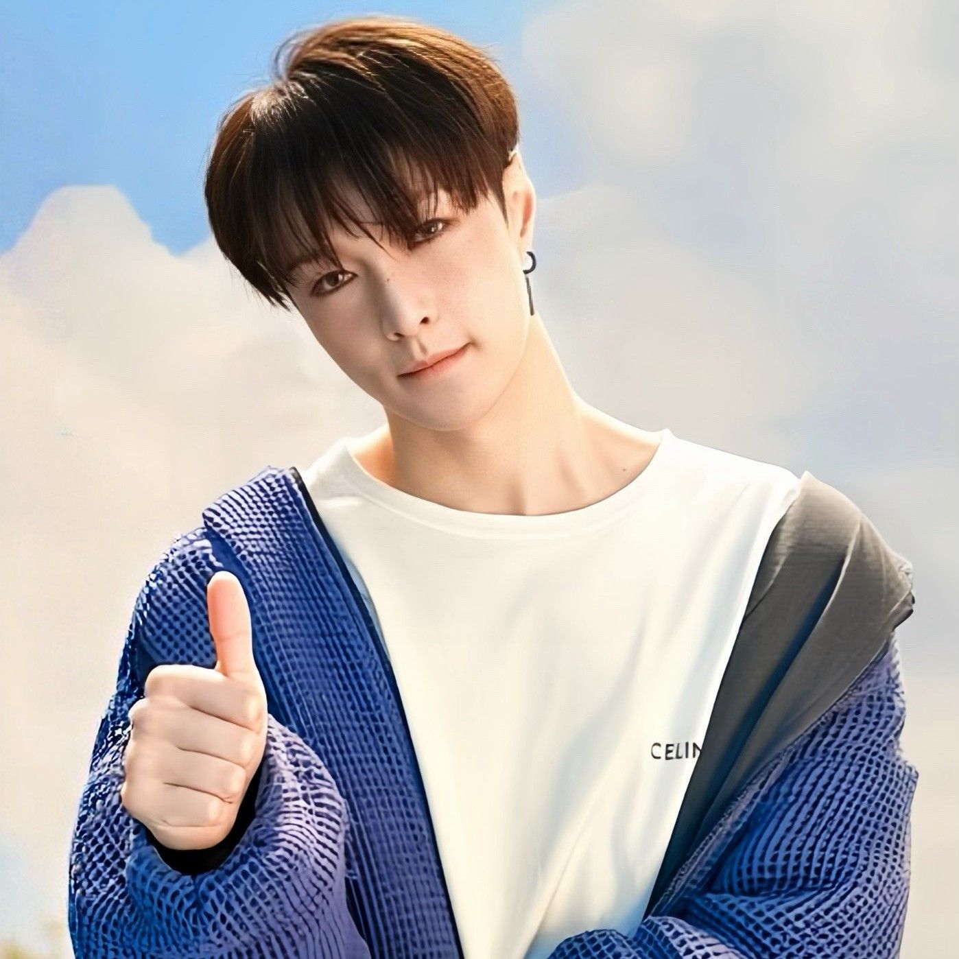 Latest photo of Lay (EXO)