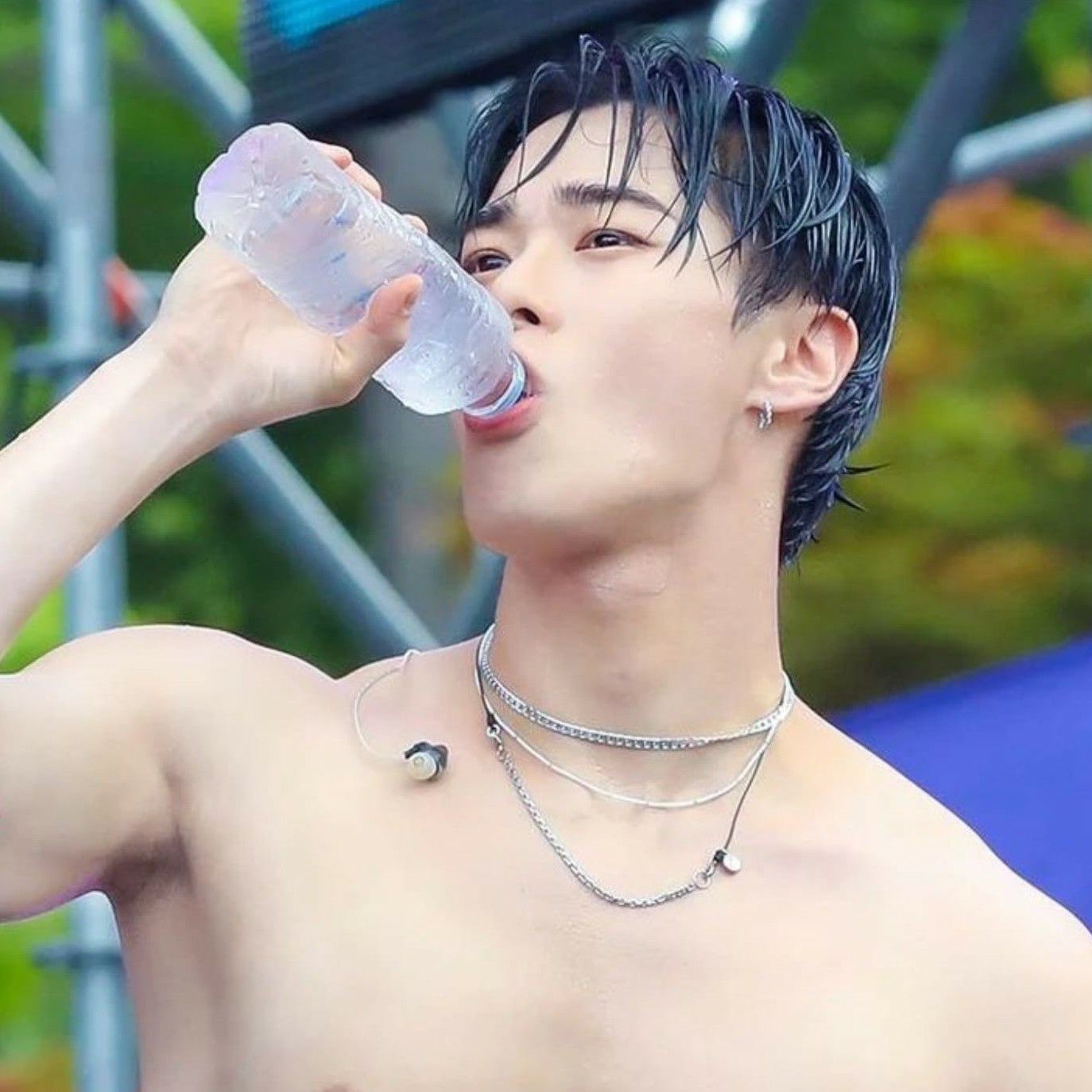 K-pop star post gaining attention now