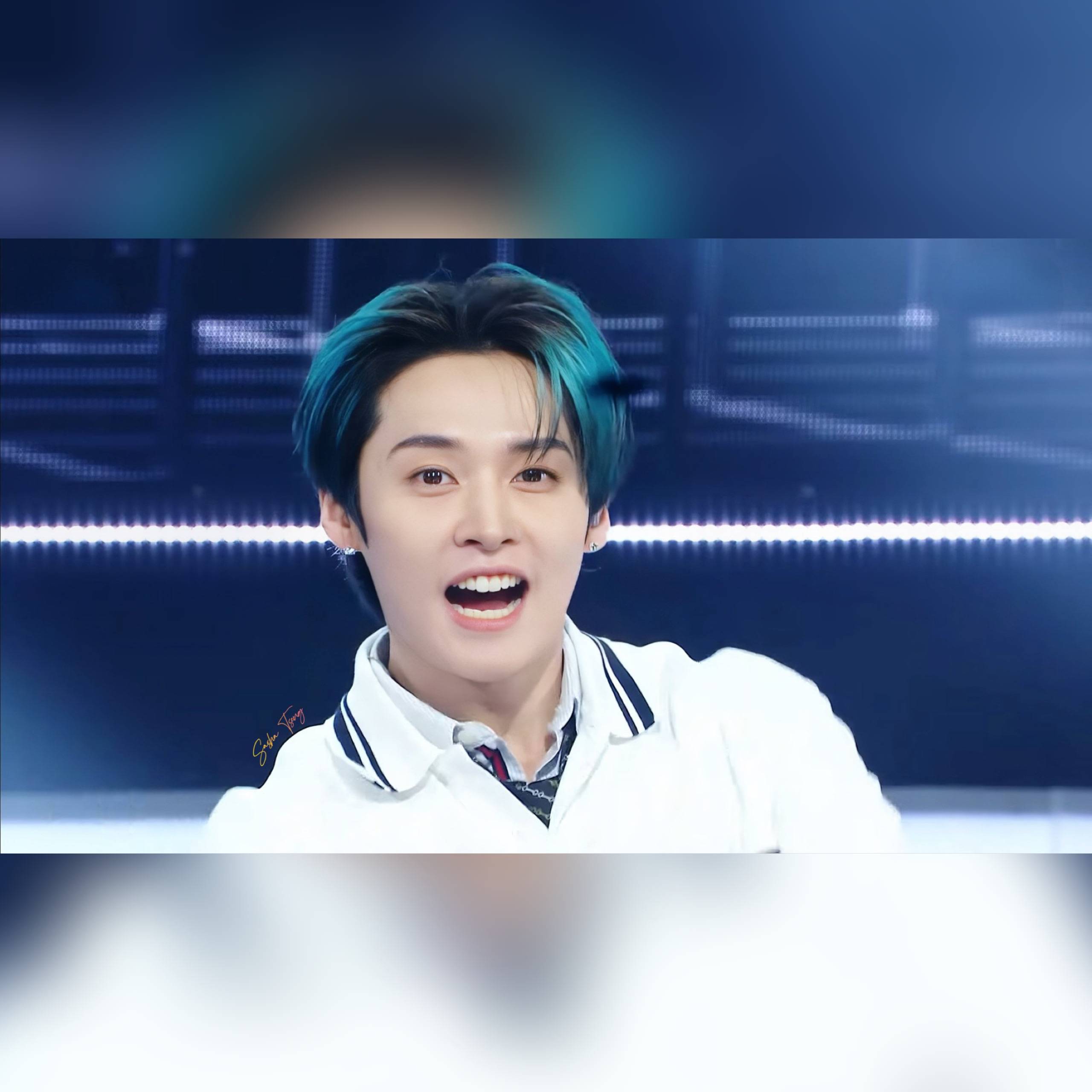 Recent activity shot of Lee Know (Stray Kids)