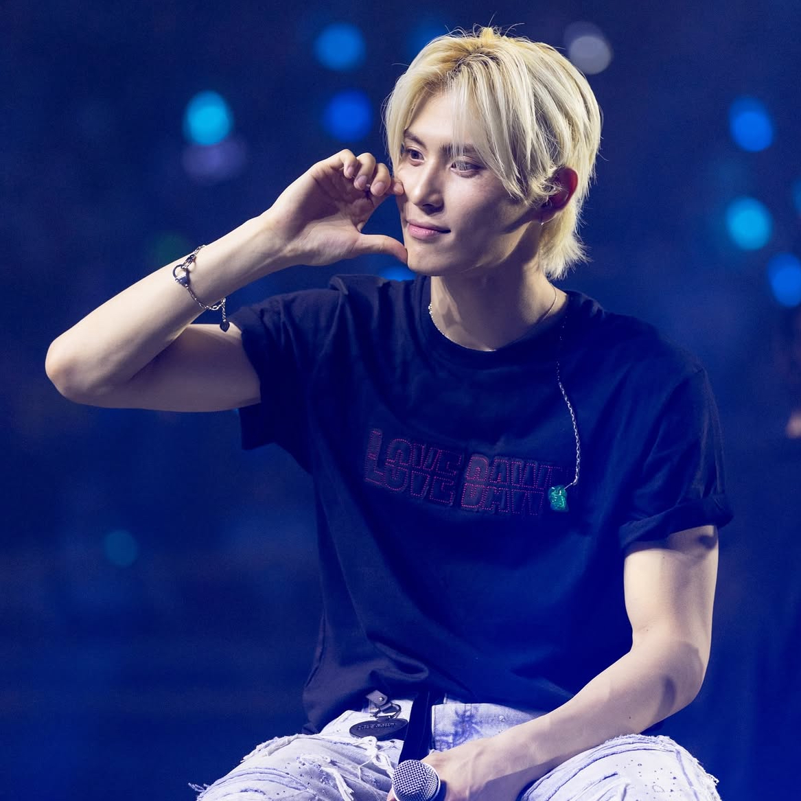 Behind-the-scenes cut of Taeyang (SF9)