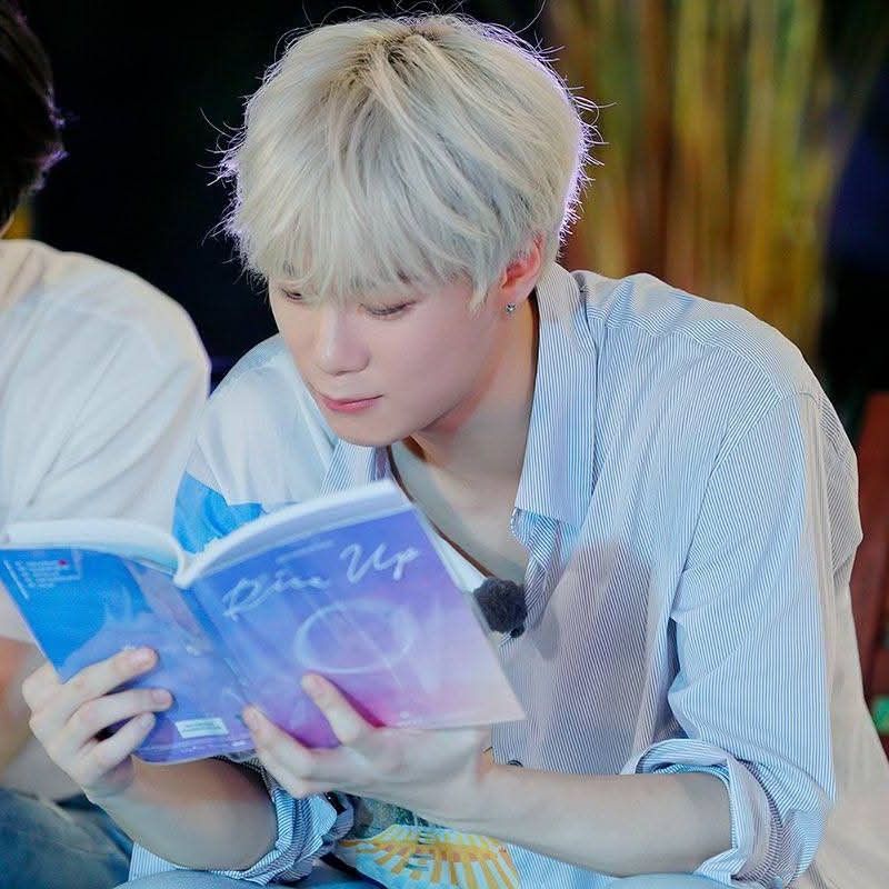 Behind-the-scenes cut of Moonbin (ASTRO)