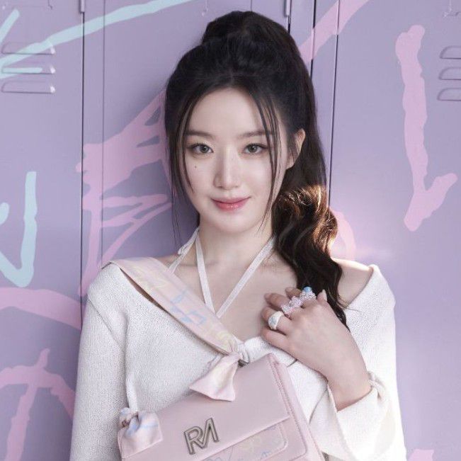 Behind-the-scenes cut of Shuhua (i-dle)
