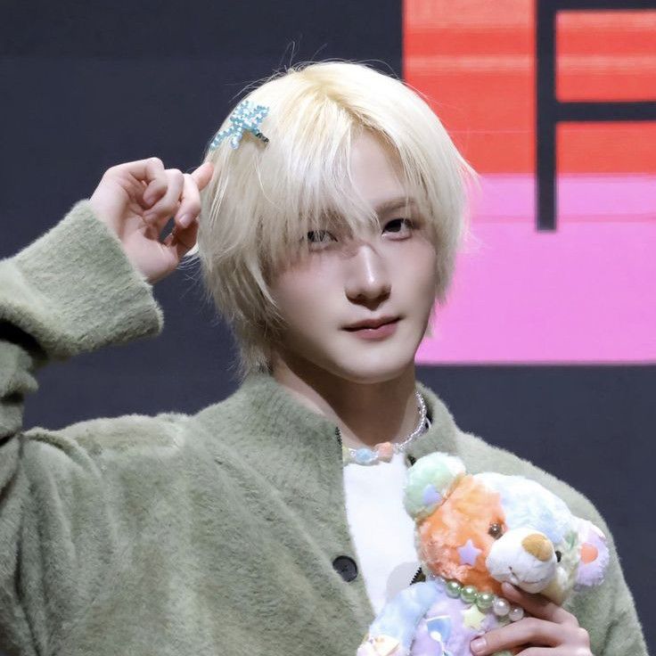 Behind-the-scenes cut of SOUL (P1Harmony)