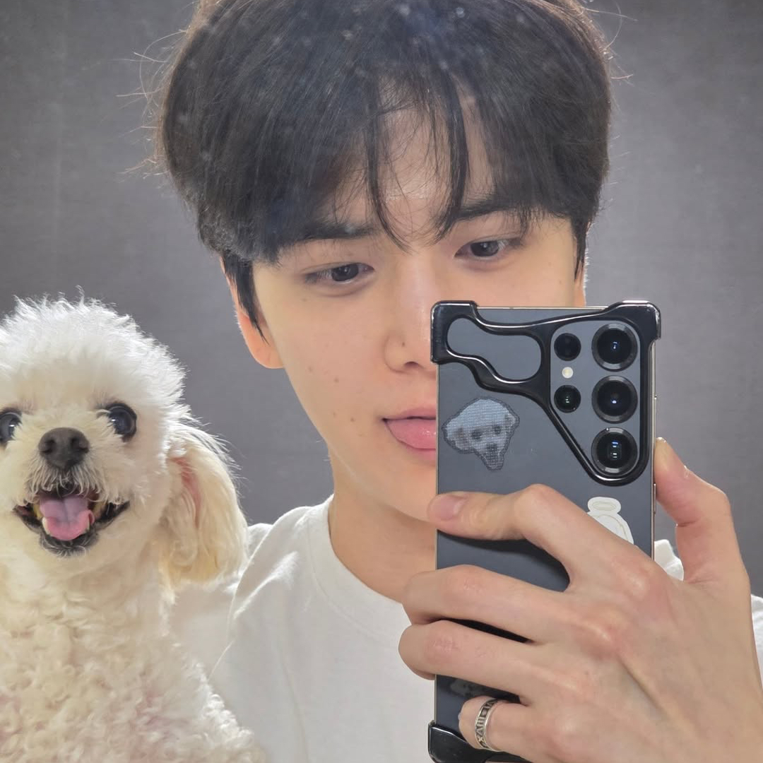 ヨンフン (THE BOYZ)の最新写真