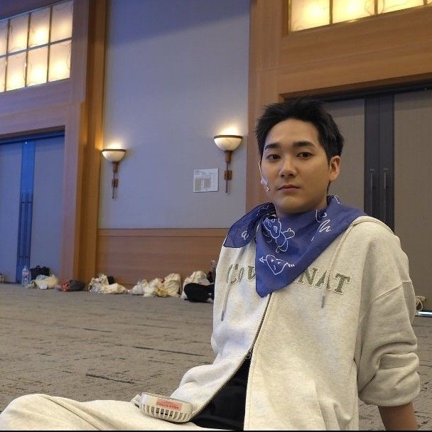 Latest photo of Aron
