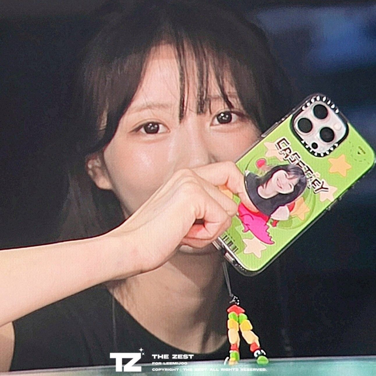 A moment captured by Lee Miju (Lovelyz)'s fan