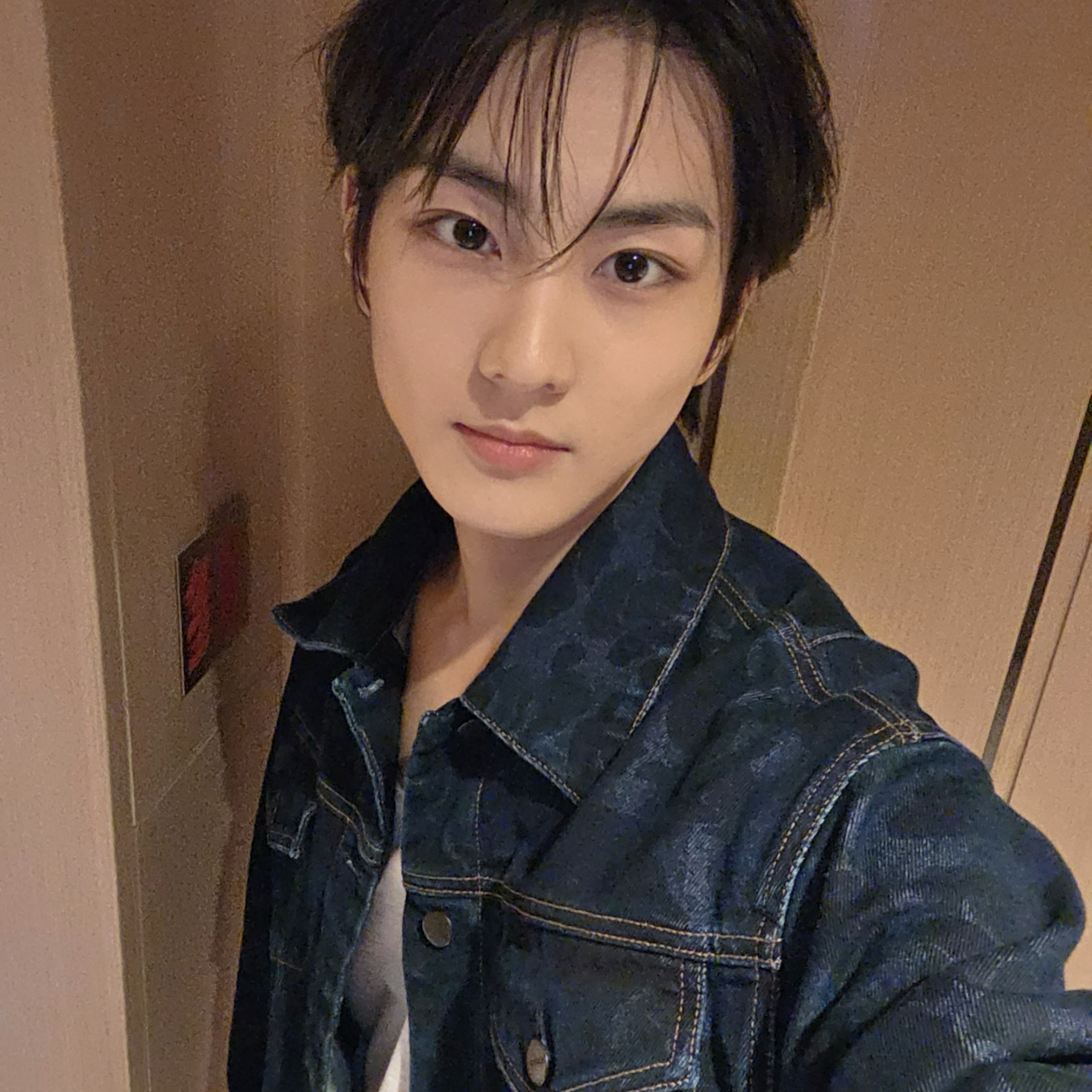Recent activity shot of Jungwon (ENHYPEN)