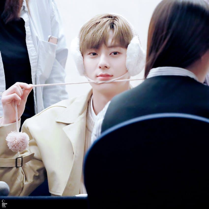 Foto terbaru Hwang Minhyun