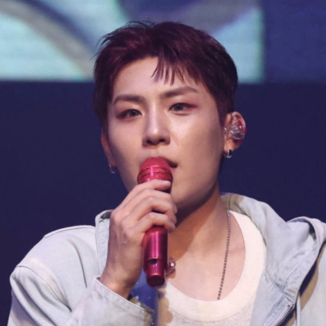 Latest photo of Park Woojin (AB6IX)