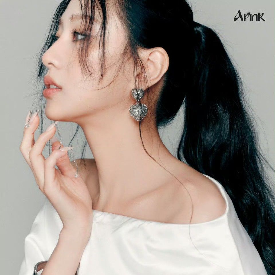 Behind-the-scenes cut of Oh Hayoung (Apink)