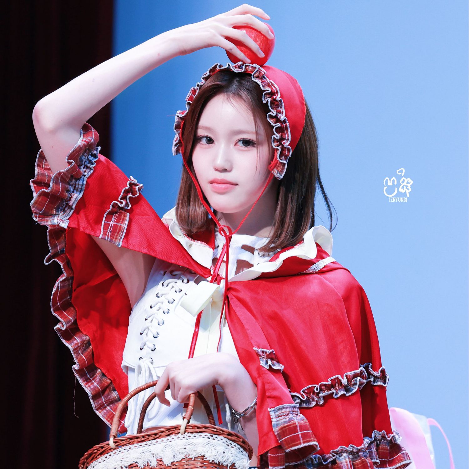 Potret di balik layar Jeong Saebi (izna)