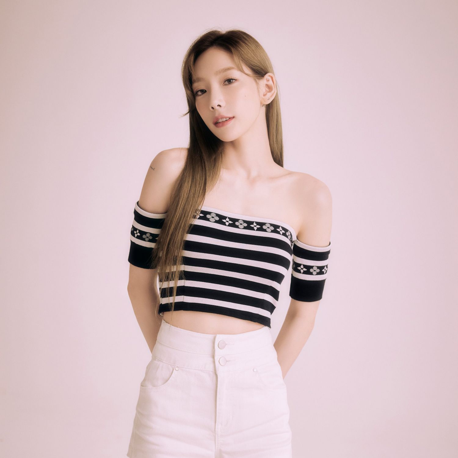 Latest photo of Taeyeon (Girls' Generation)