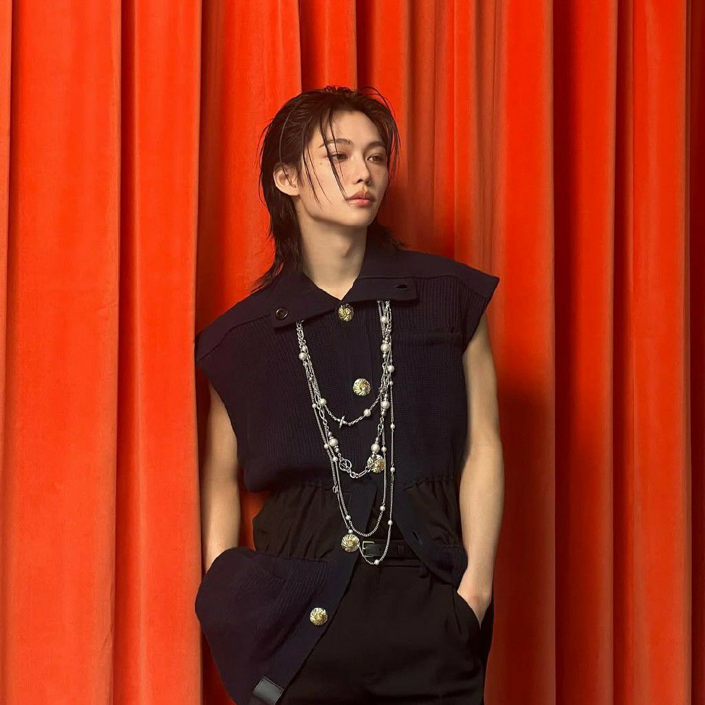 Behind-the-scenes cut of Felix (Stray Kids)