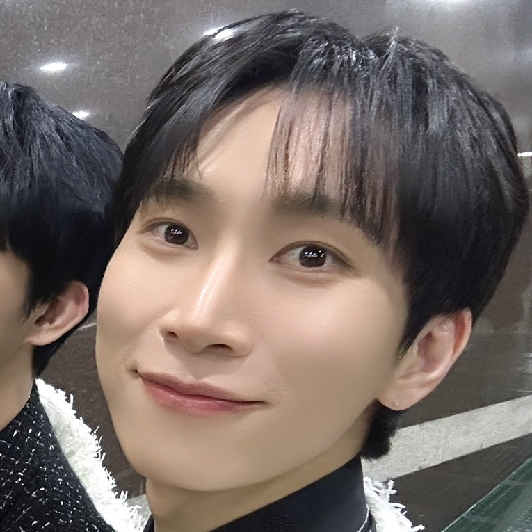 Recent activity shot of Seo Eunkwang (BTOB)