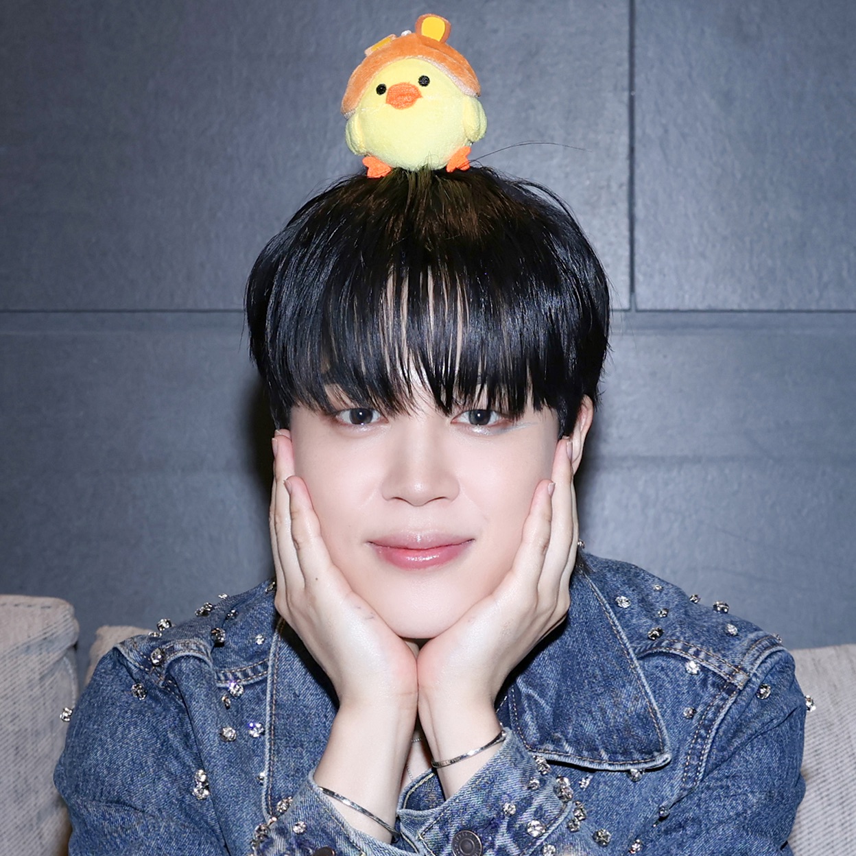 Foto aktivitas terbaru Jimin (BTS)