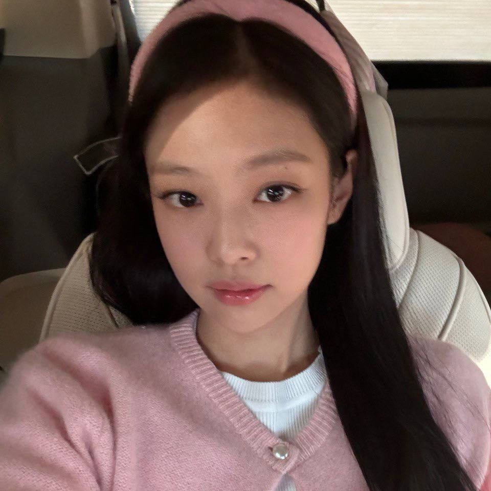Jennie (BLACKPINK)的幕後花絮