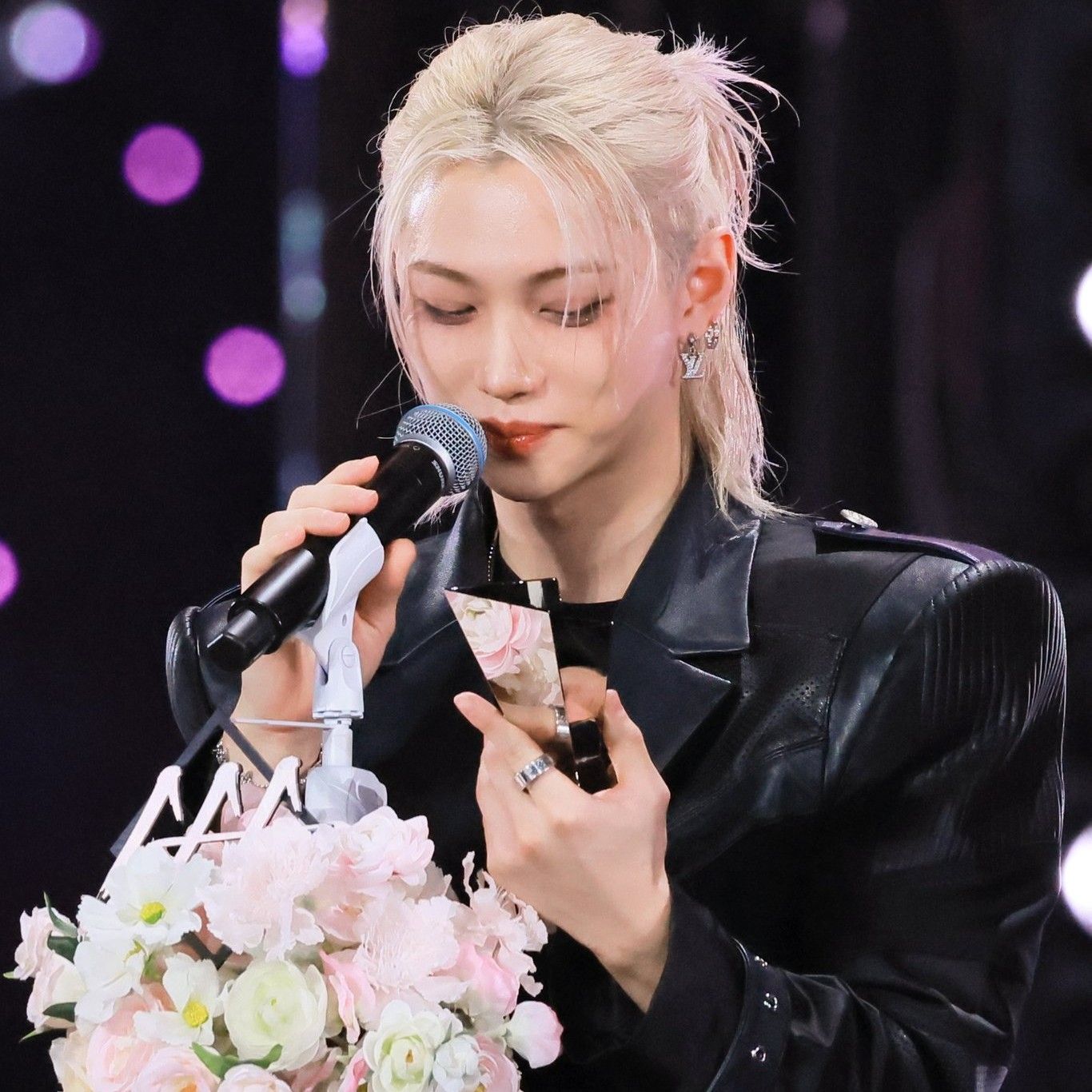 A moment captured by Felix (Stray Kids)'s fan