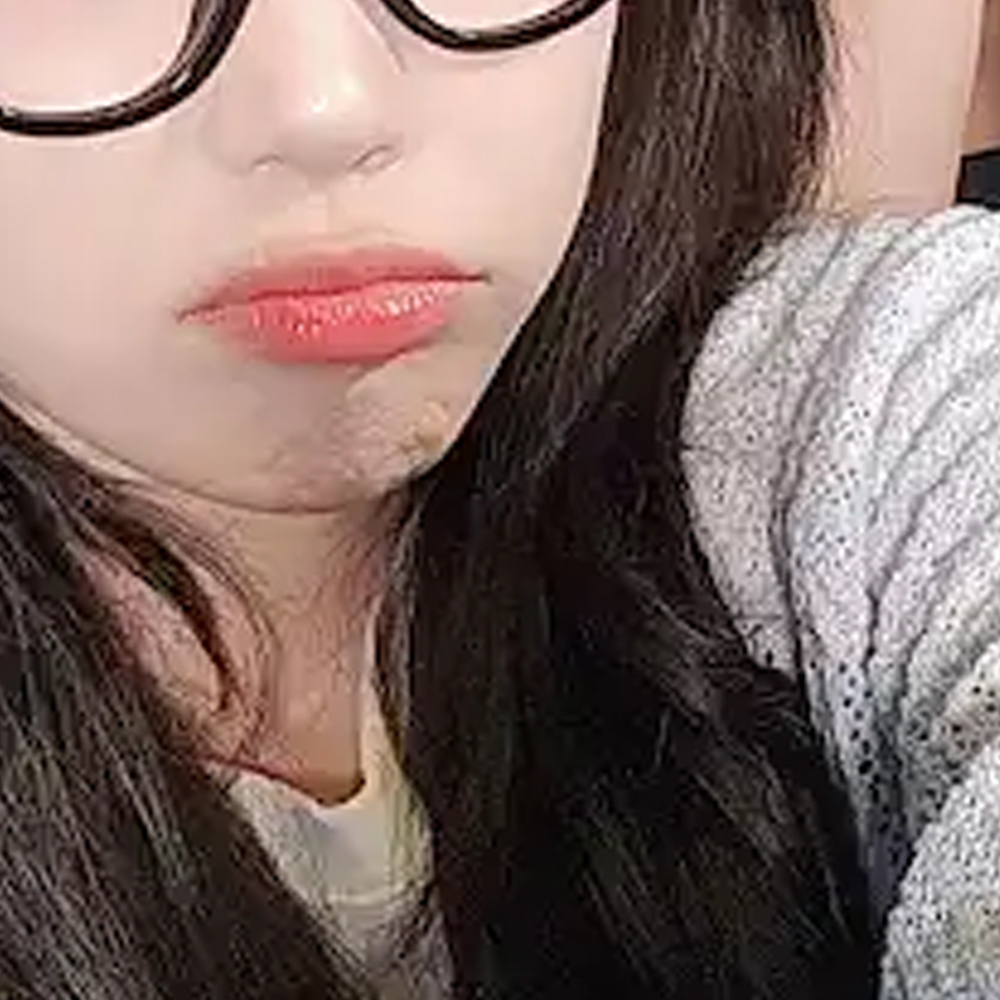 A moment captured by HyunJin (Loossemble)'s fan